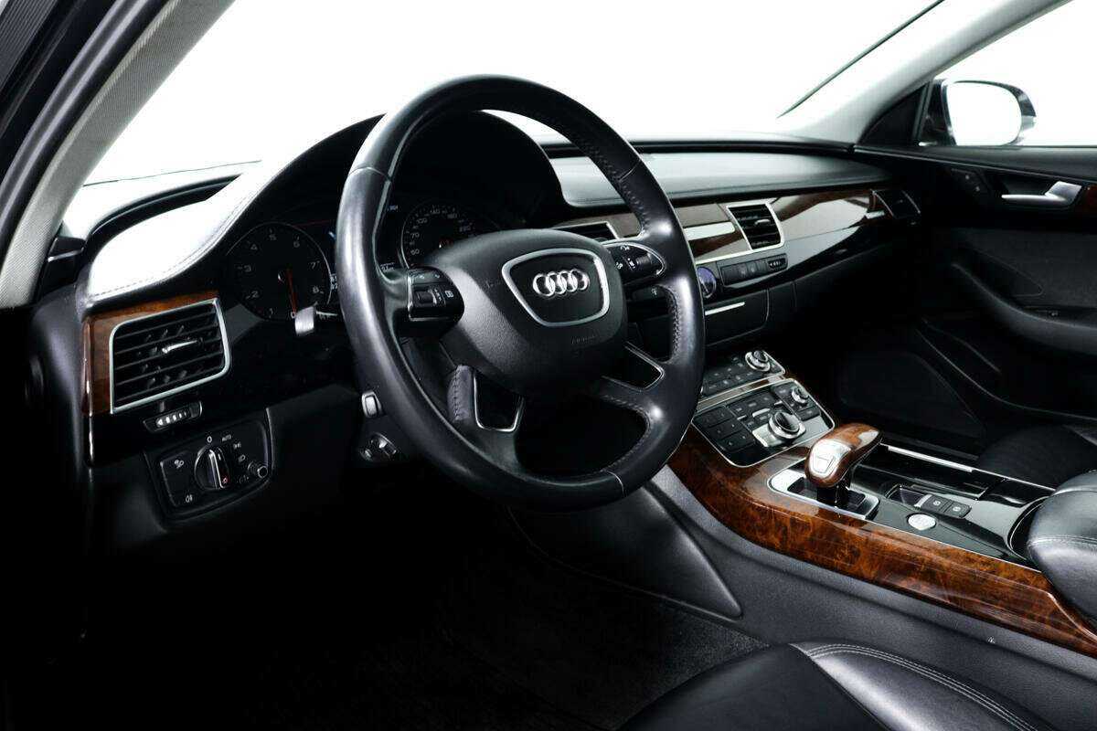 Audi A8 с пробегом — 2011 год. Фото: #9