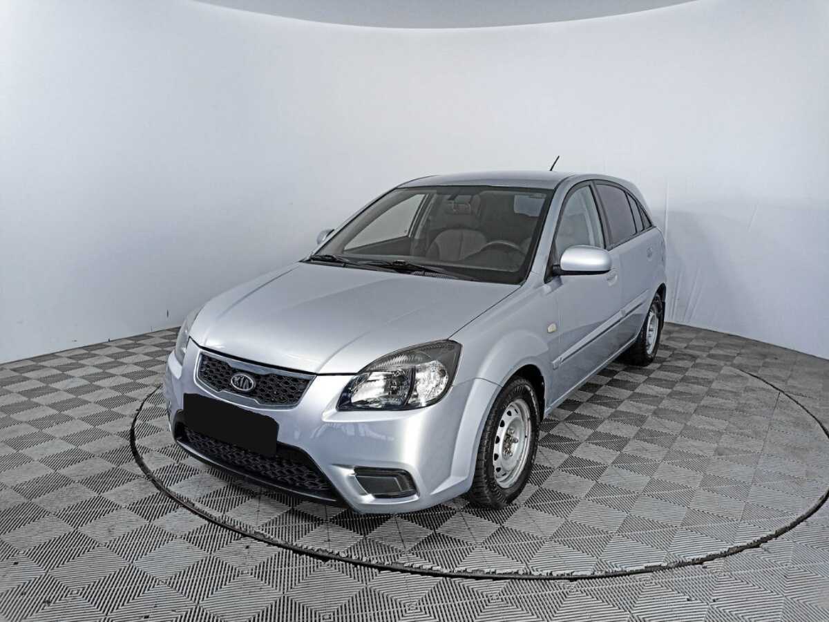 Kia Rio с пробегом — 2010 год. Фото: #0