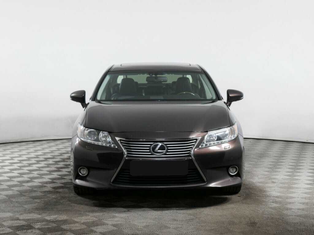 Lexus ES с пробегом — 2013 год. Фото: #1