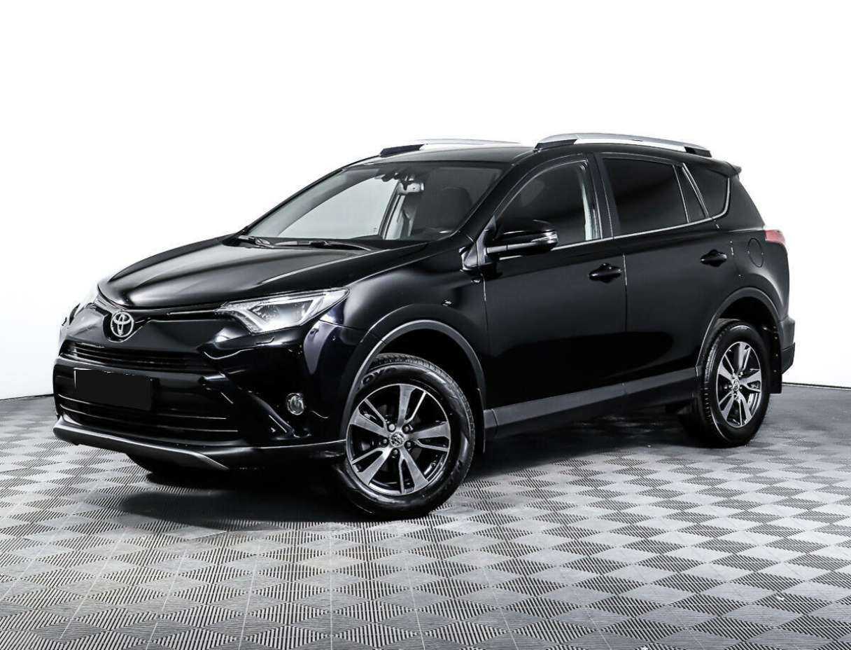 Toyota RAV4 с пробегом — 2017 год. Фото: #0