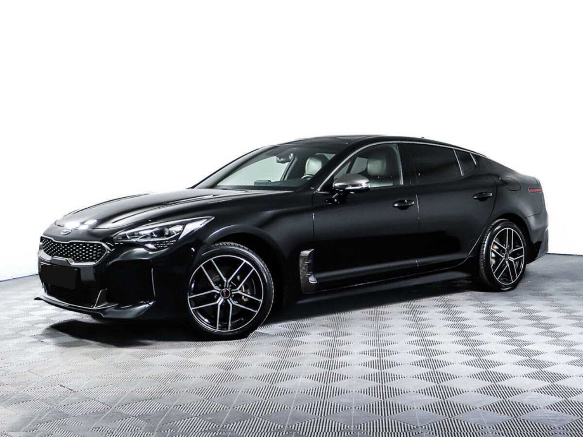 Kia Stinger с пробегом — 2018 год. Посмотреть фото