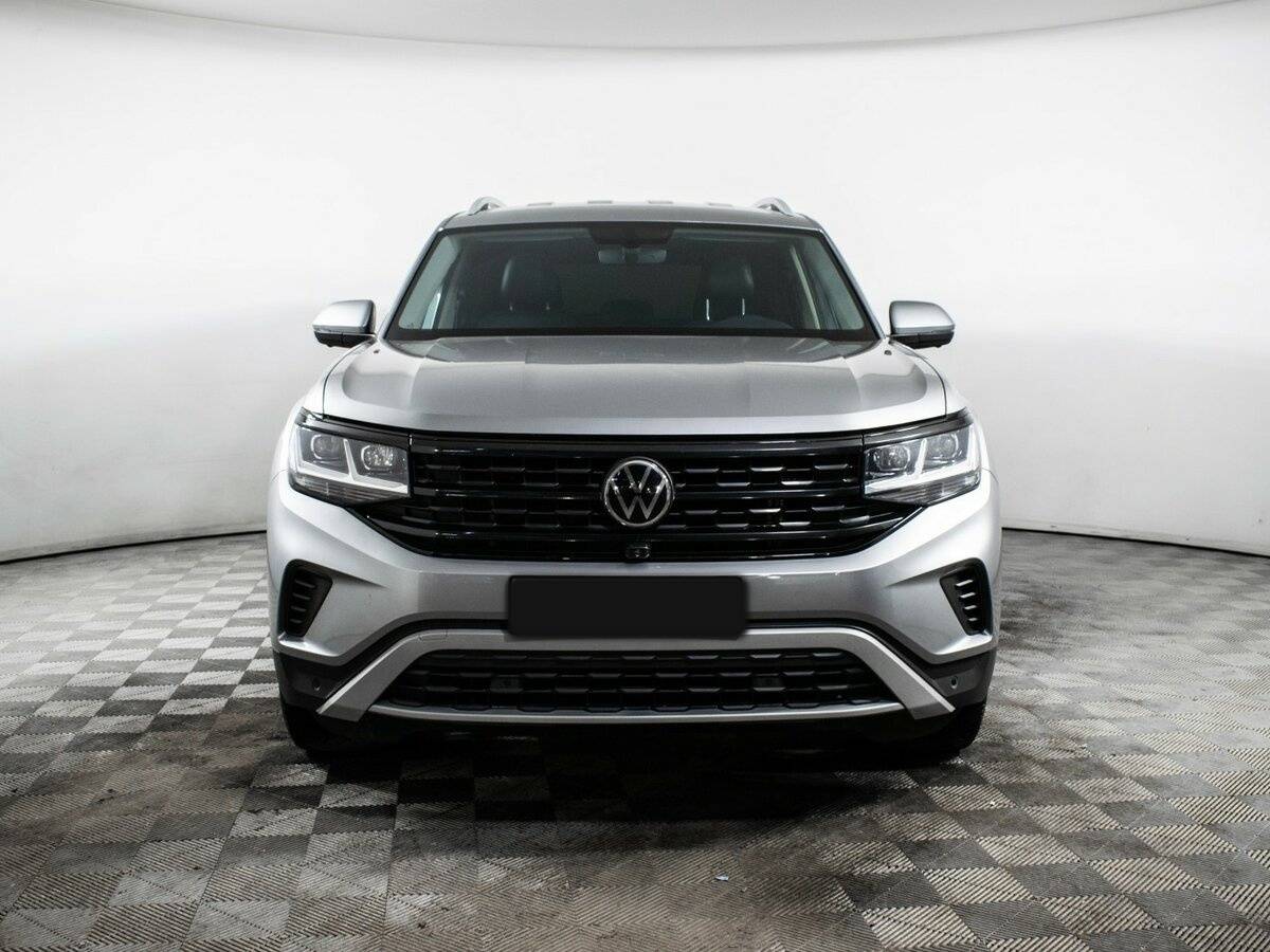 Volkswagen Teramont с пробегом — 2021 год. Фото: #1