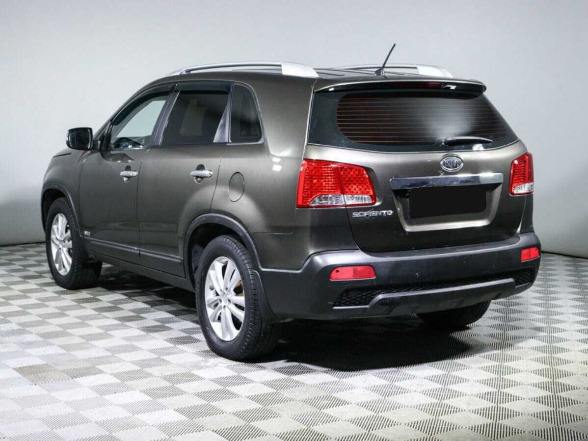 Kia Sorento с пробегом — 2011 год. Фото: #6