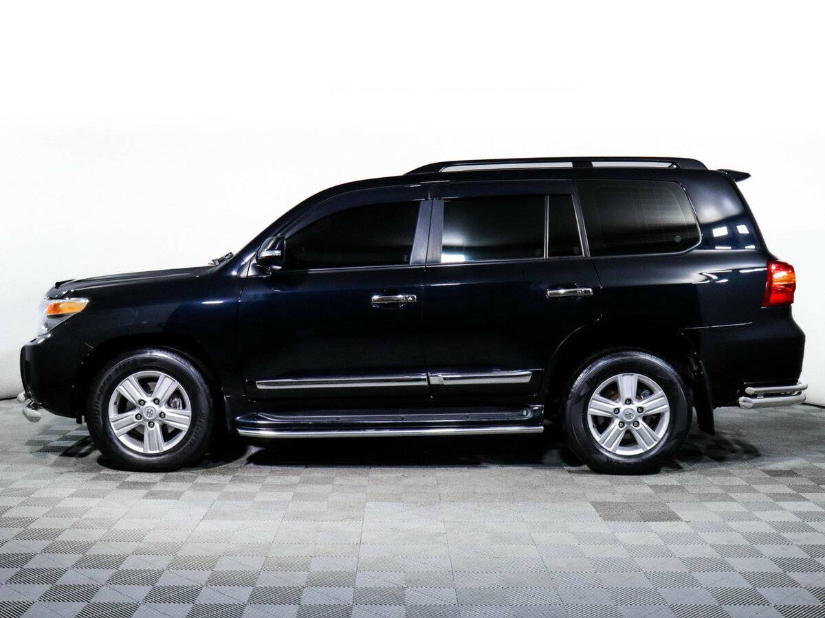 Toyota Land Cruiser с пробегом — 2013 год. Фото: #7