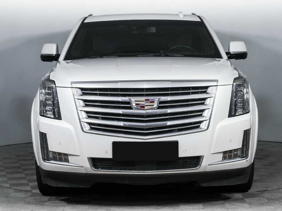 Cadillac Escalade с пробегом — 2015 год. Фото: #1