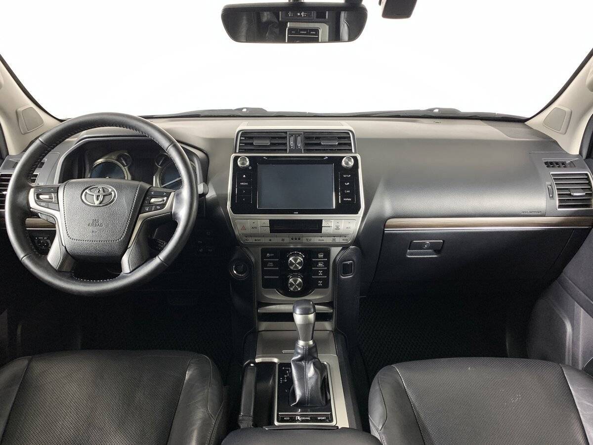 Toyota Land Cruiser Prado с пробегом — 2018 год. Фото: #11