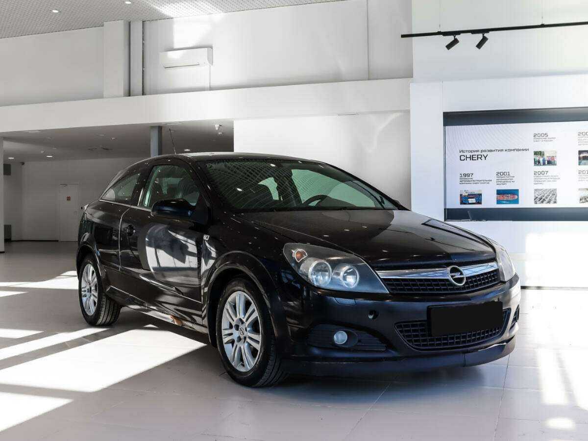 Opel Astra с пробегом — 2008 год. Фото: #2