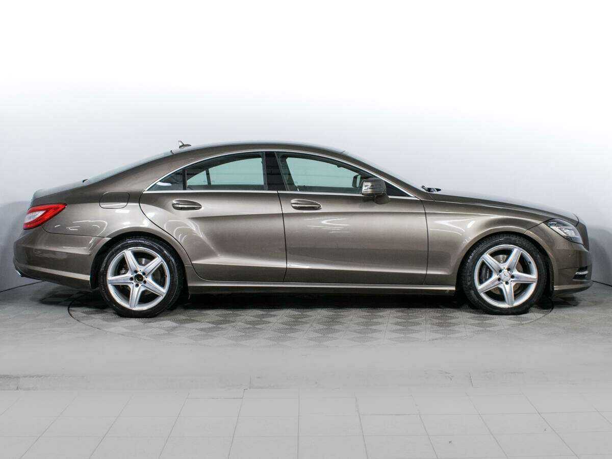 Mercedes-Benz CLS с пробегом — 2014 год. Фото: #2