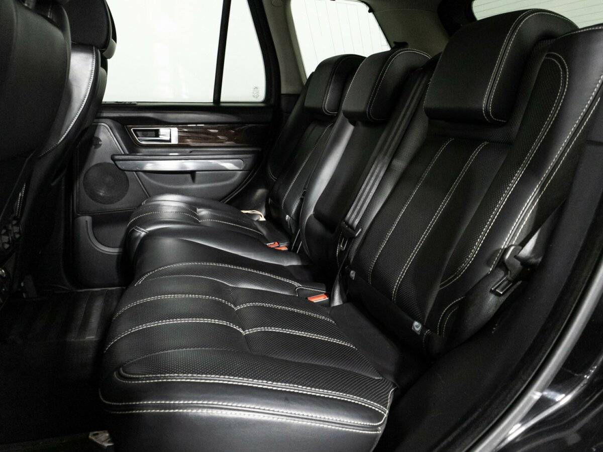 Land Rover Range Rover Sport с пробегом — 2010 год. Фото: #9