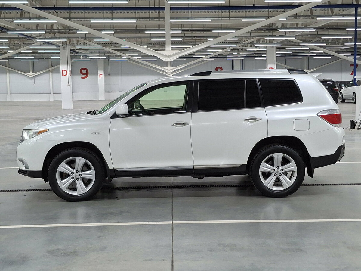 Toyota Highlander с пробегом — 2012 год. Фото: #7