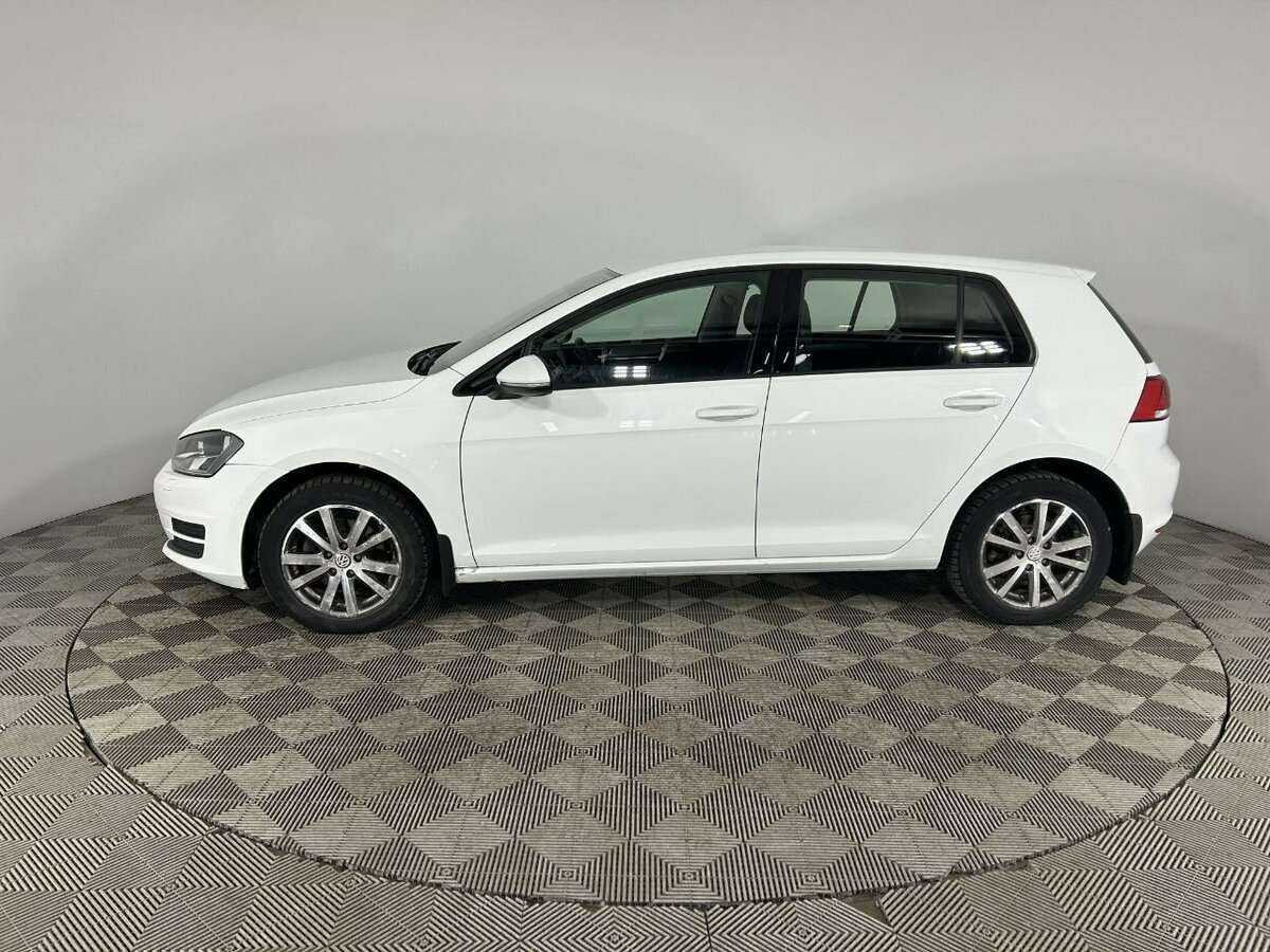 Volkswagen Golf с пробегом — 2015 год. Фото: #4