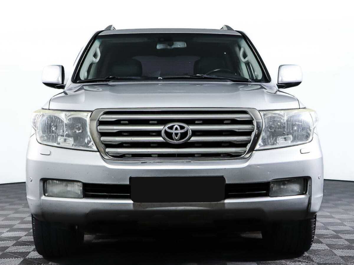 Toyota Land Cruiser с пробегом — 2011 год. Фото: #1