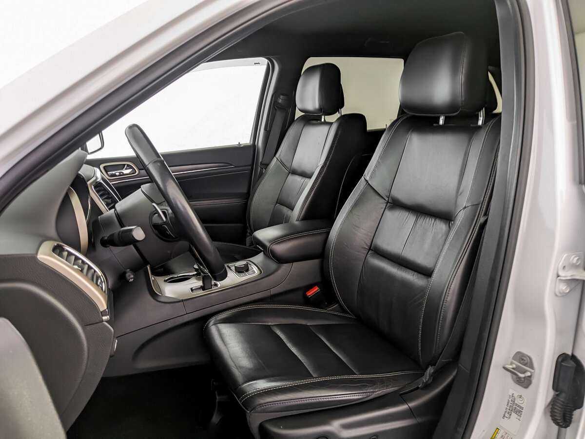 Jeep Grand Cherokee с пробегом — 2014 год. Фото: #18