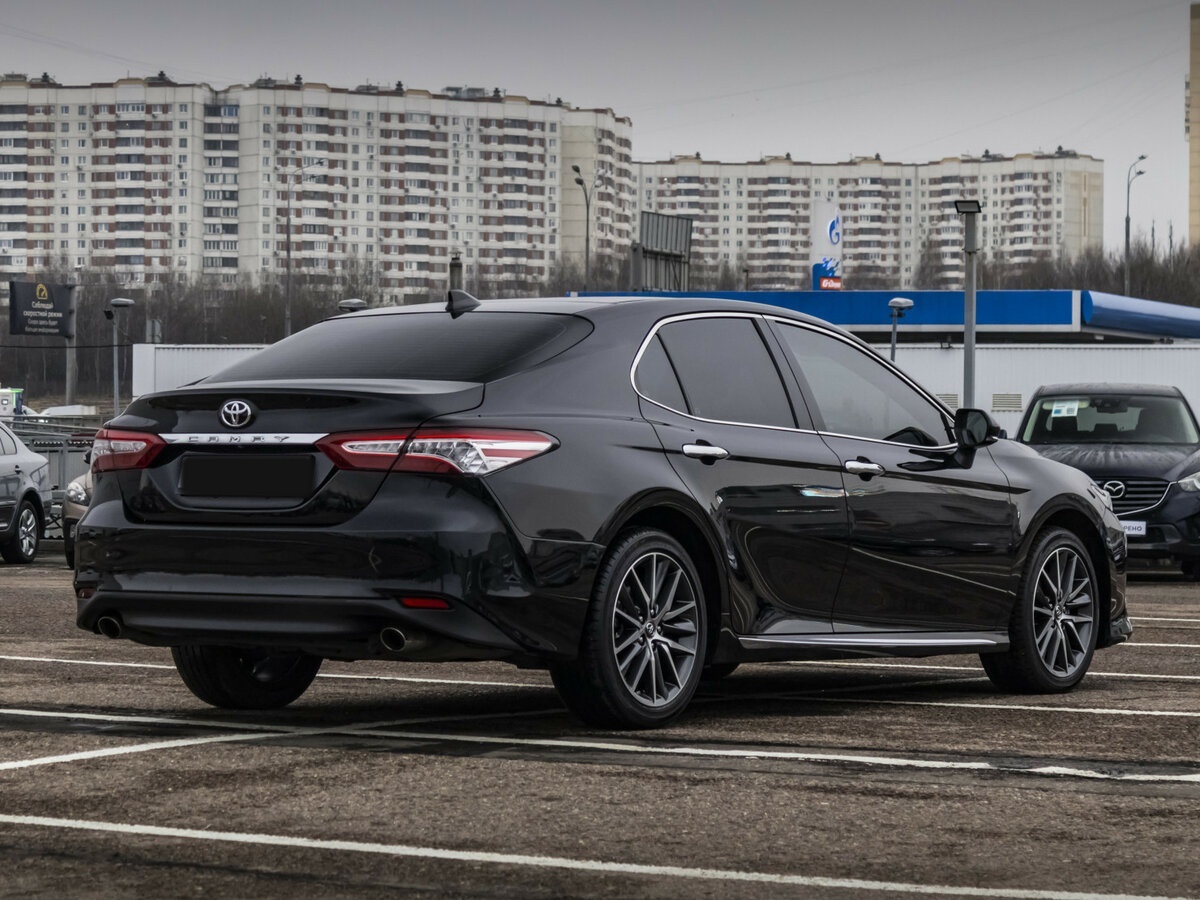 Toyota Camry с пробегом — 2023 год. Фото: #4