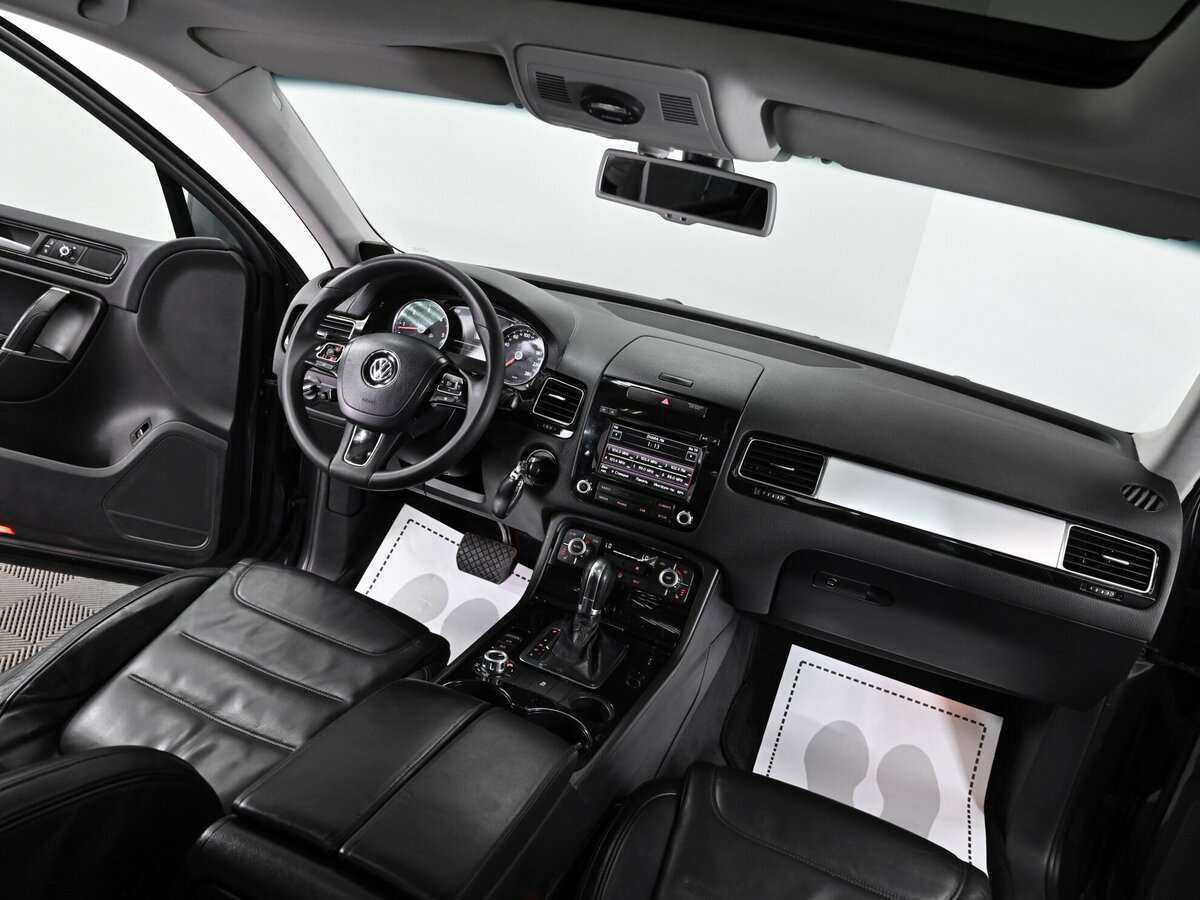Volkswagen Touareg с пробегом — 2011 год. Фото: #4