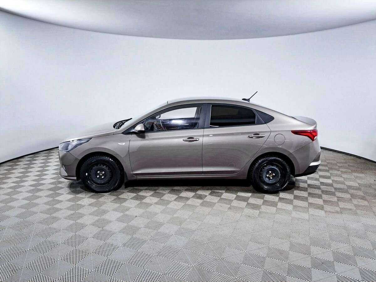 Hyundai Solaris с пробегом — 2020 год. Фото: #7