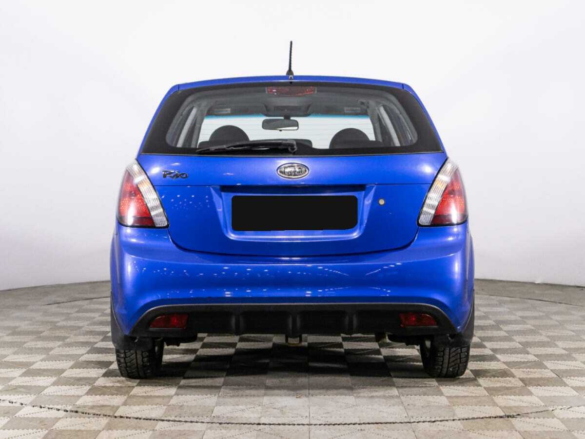 Kia Rio с пробегом — 2010 год. Фото: #5
