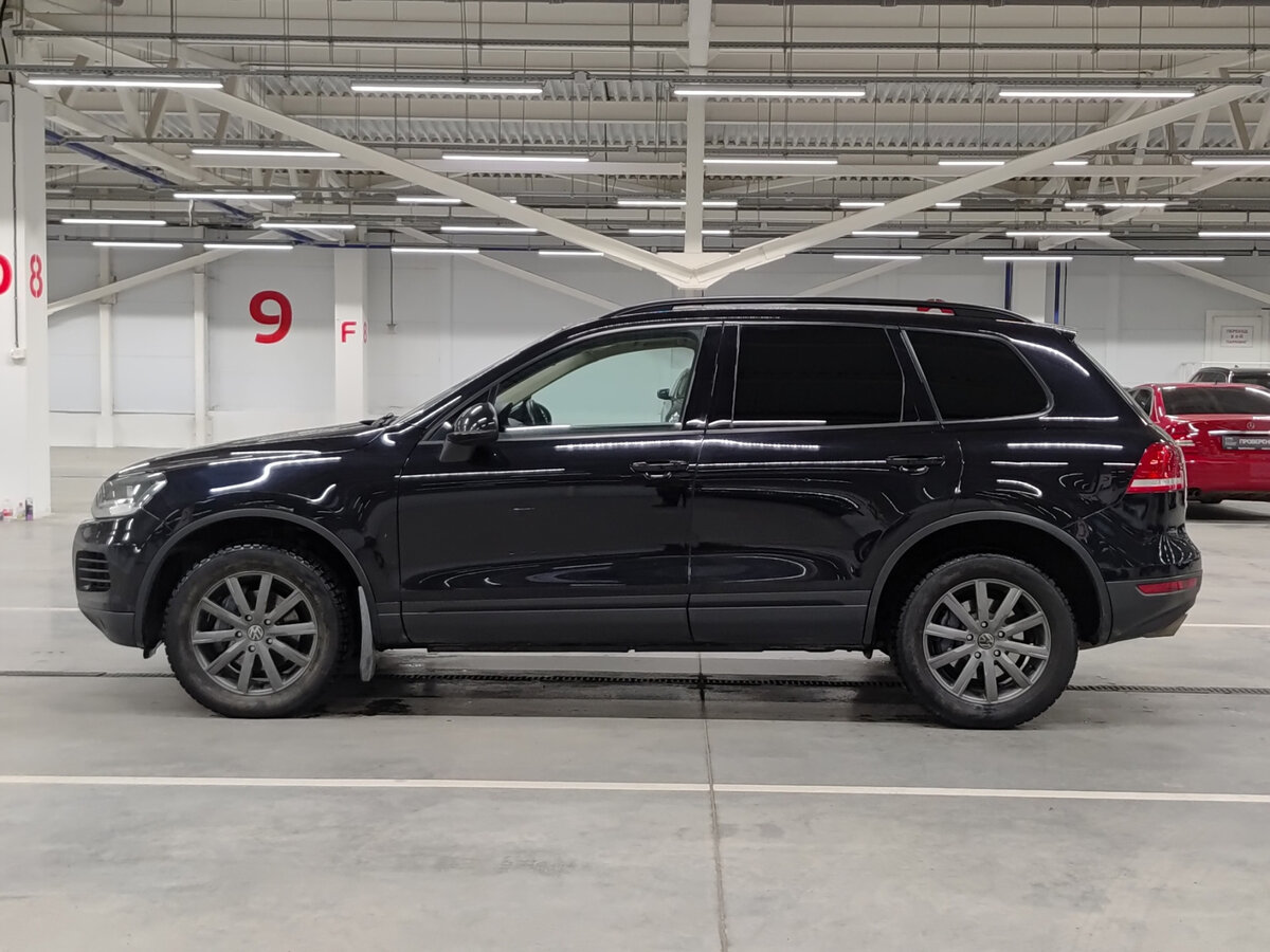 Volkswagen Touareg с пробегом — 2011 год. Фото: #7