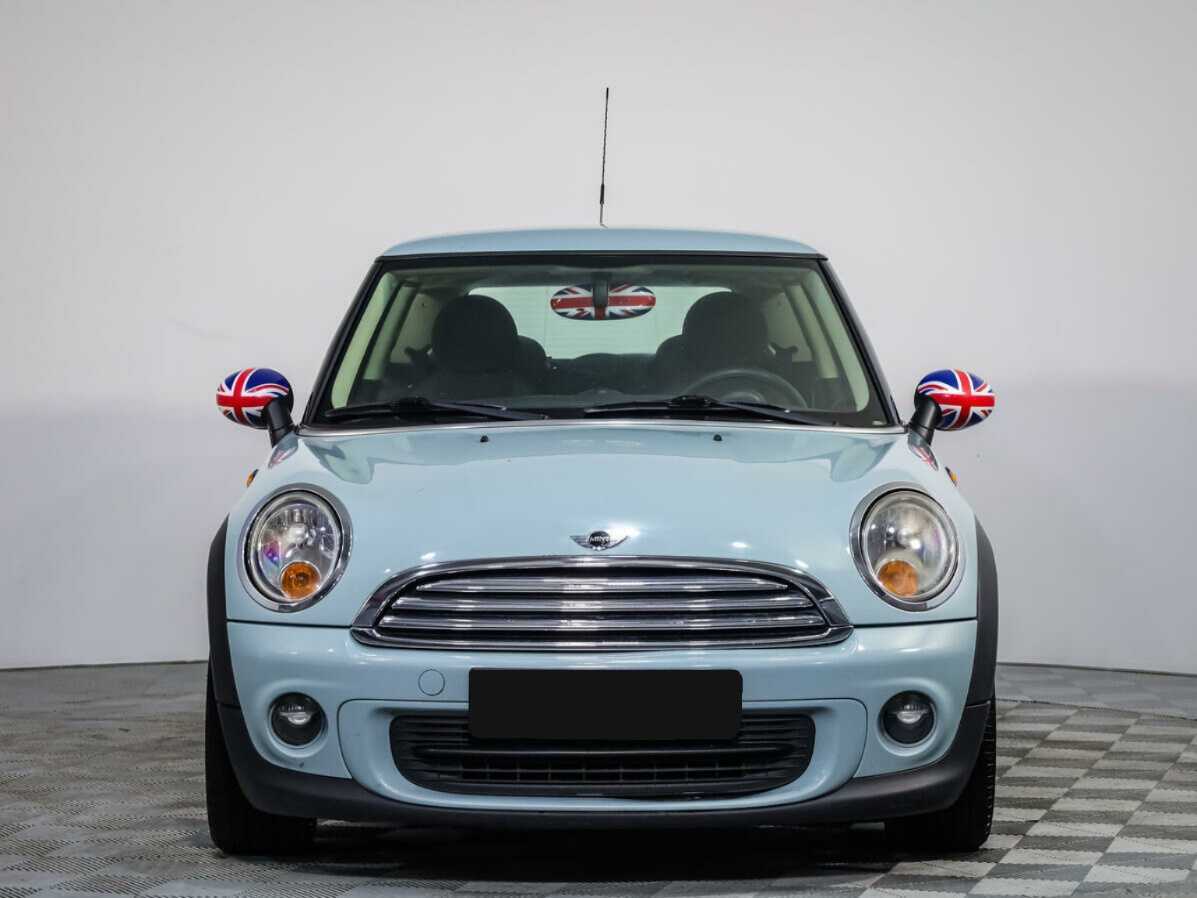 Mini Hatch с пробегом — 2011 год. Посмотреть фото