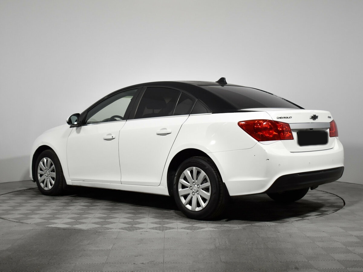 Chevrolet Cruze с пробегом — 2013 год. Фото: #5