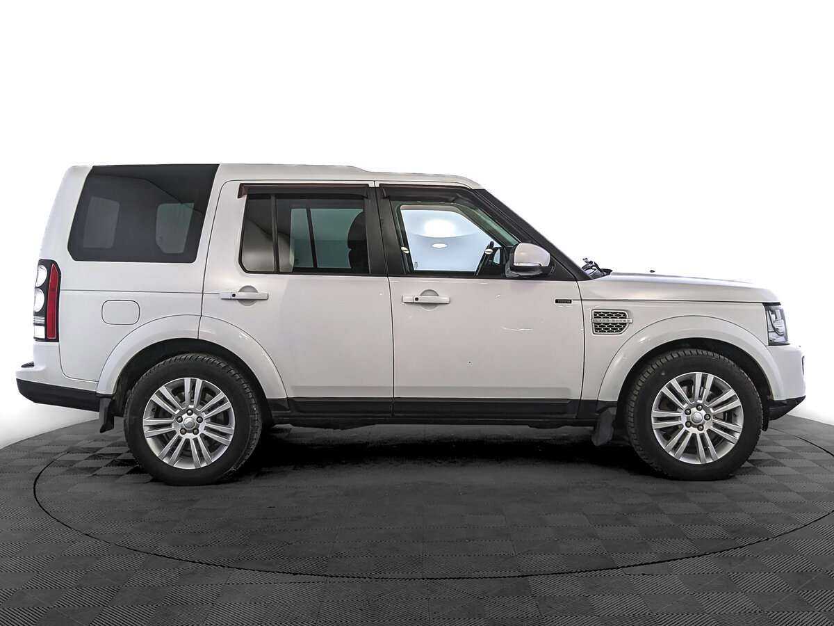 Land Rover Discovery с пробегом — 2015 год. Фото: #3