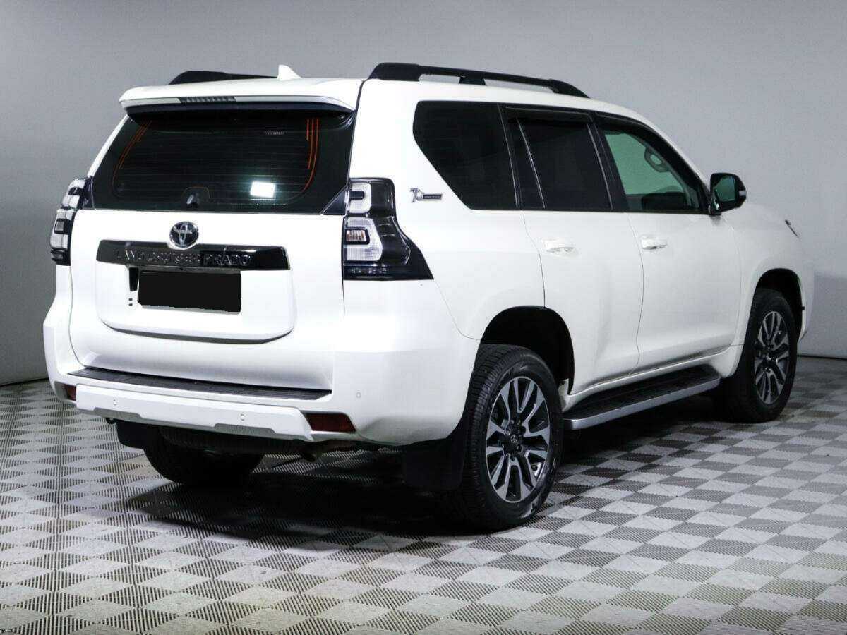 Toyota Land Cruiser Prado с пробегом — 2022 год. Фото: #2