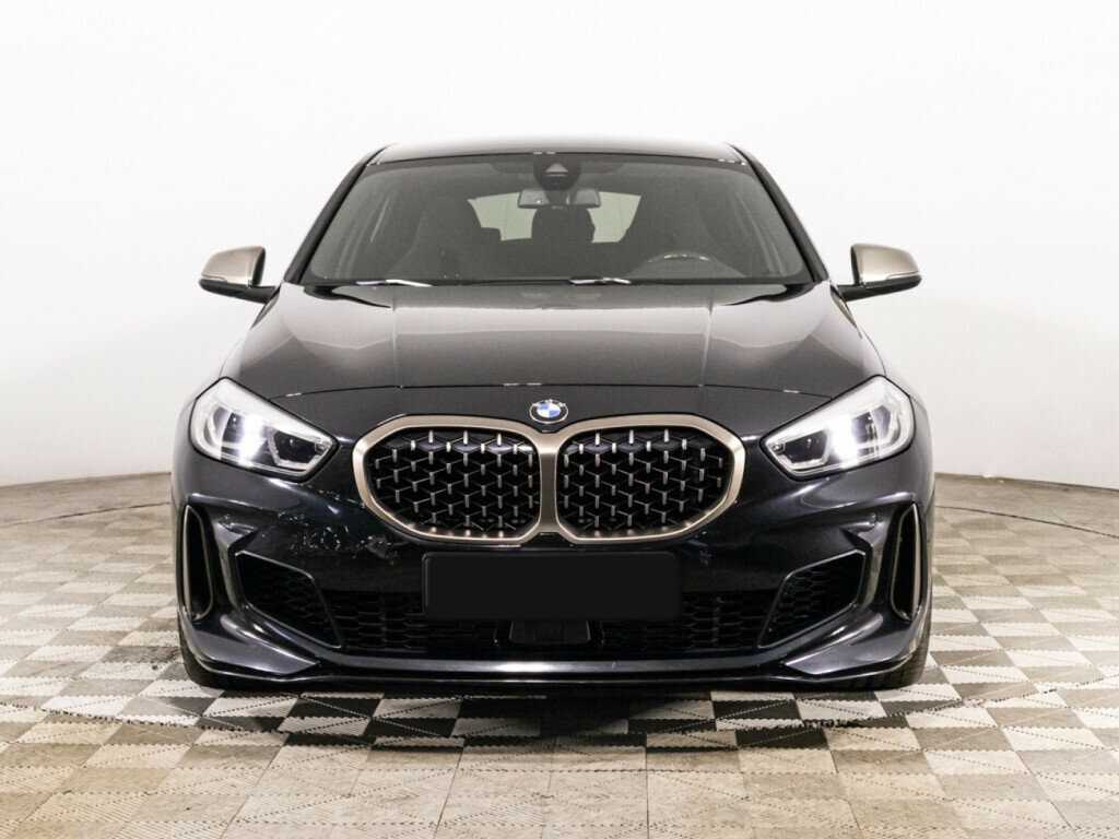 BMW 1 серии с пробегом — 2019 год. Фото: #1