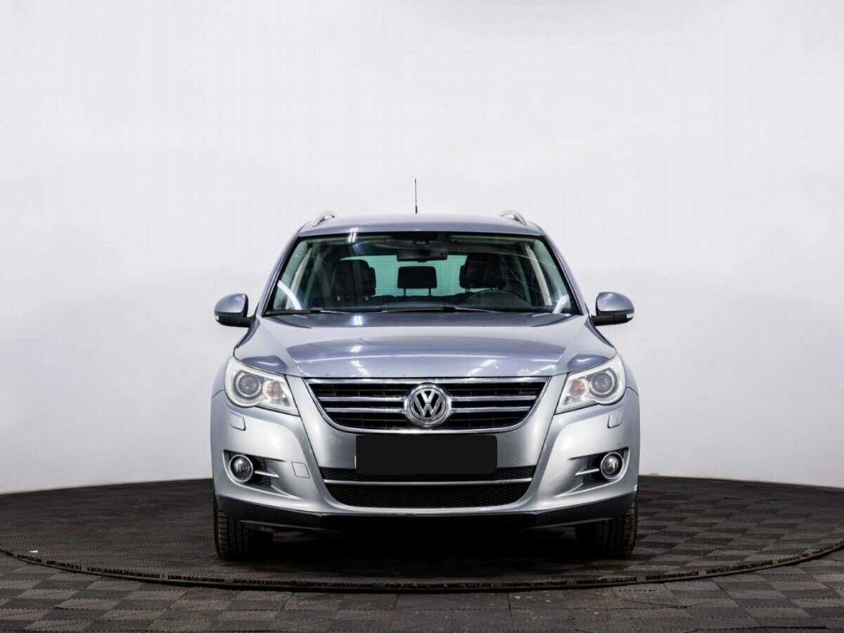 Volkswagen Tiguan с пробегом — 2009 год. Фото: #1
