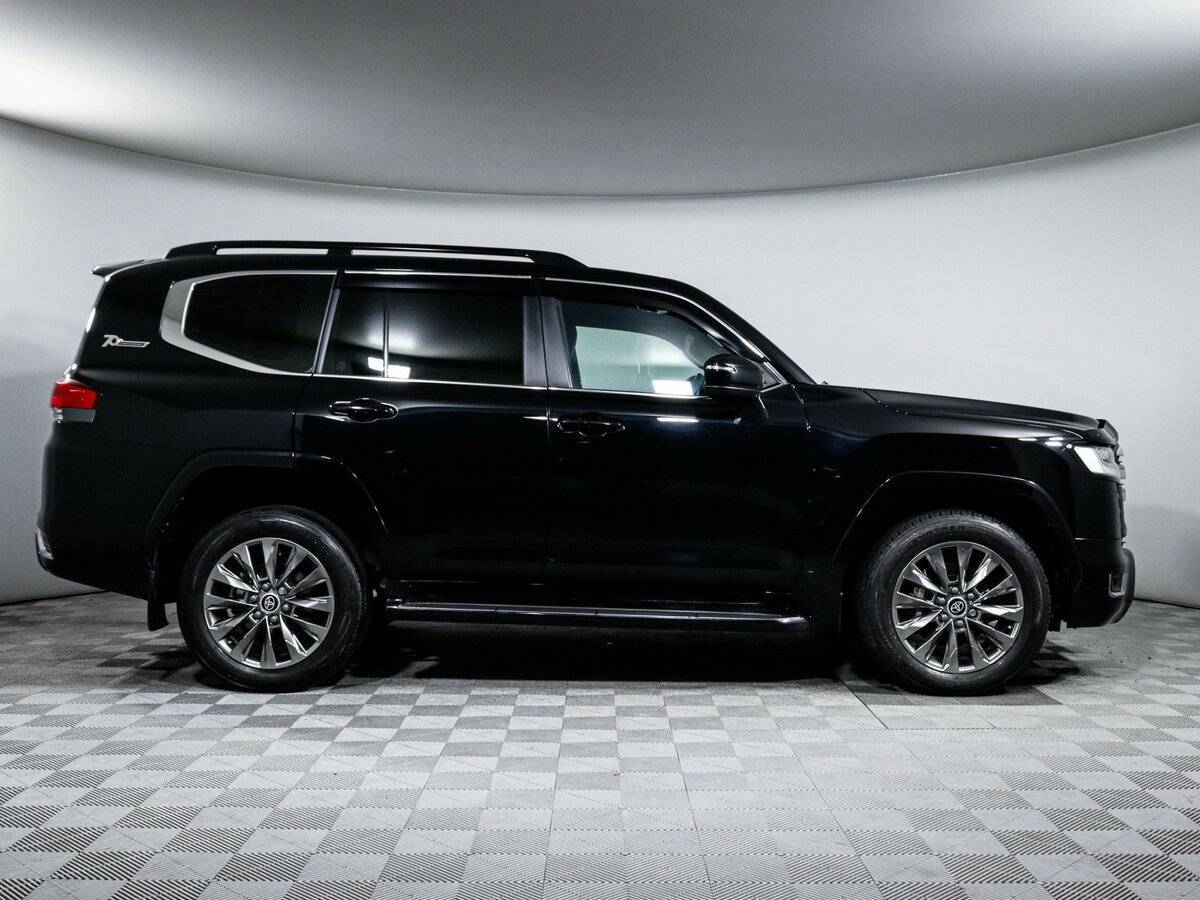 Toyota Land Cruiser с пробегом — 2021 год. Фото: #3