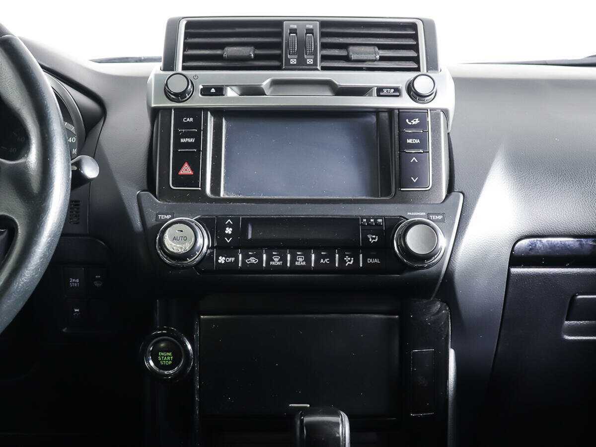 Toyota Land Cruiser Prado с пробегом — 2017 год. Фото: #10