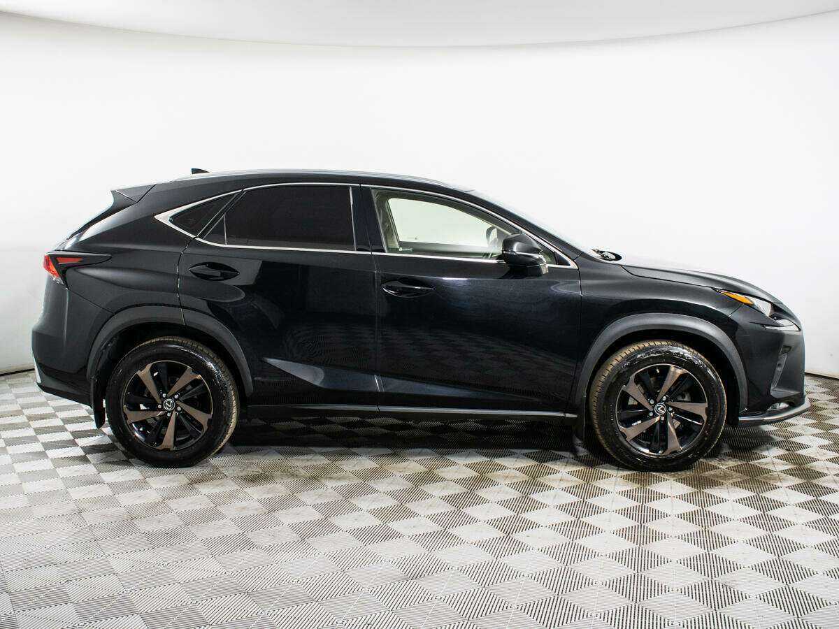 Lexus NX с пробегом — 2020 год. Фото: #3
