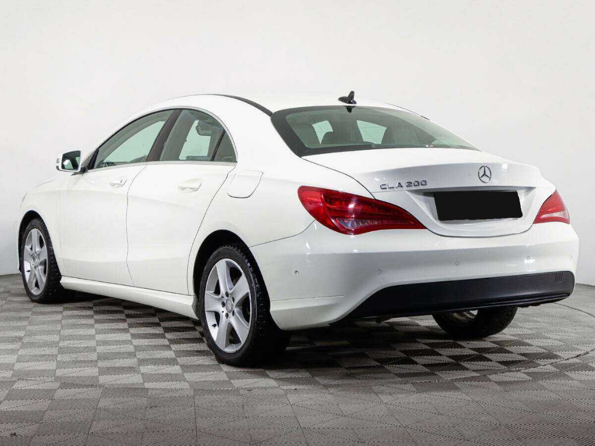 Mercedes-Benz CLA с пробегом — 2015 год. Фото: #6