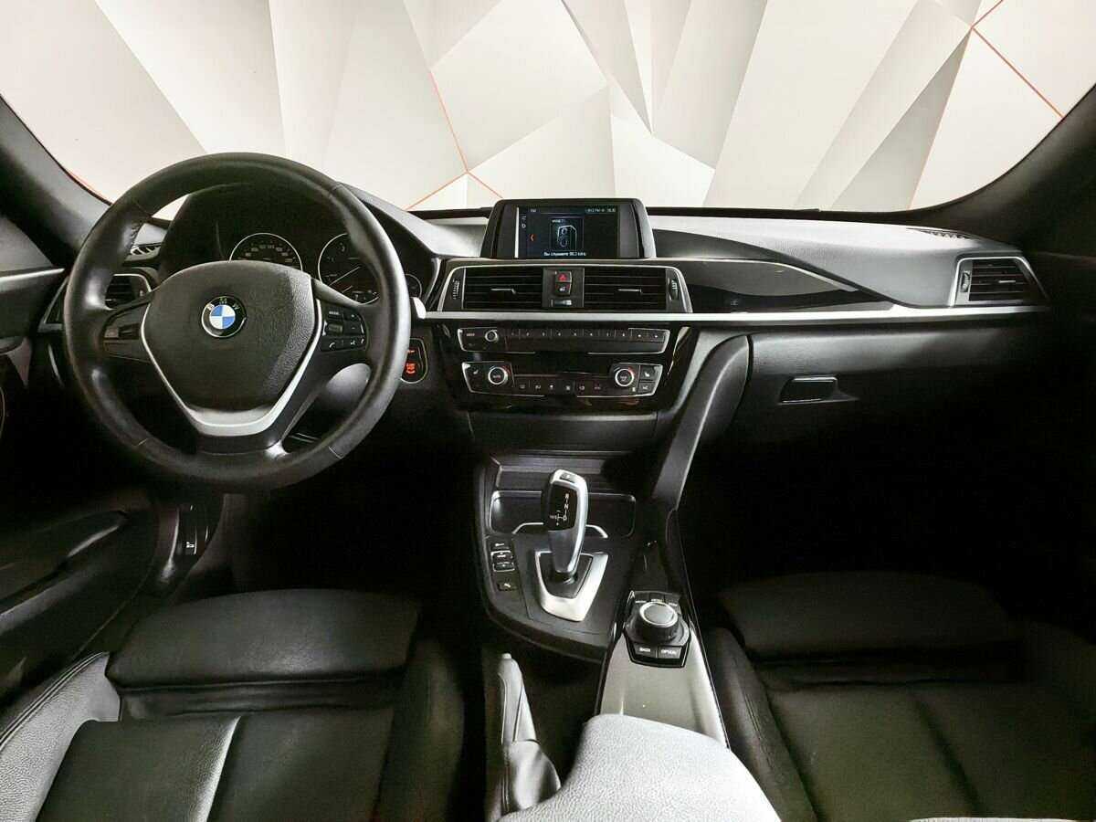 BMW 3 серии с пробегом — 2019 год. Фото: #9