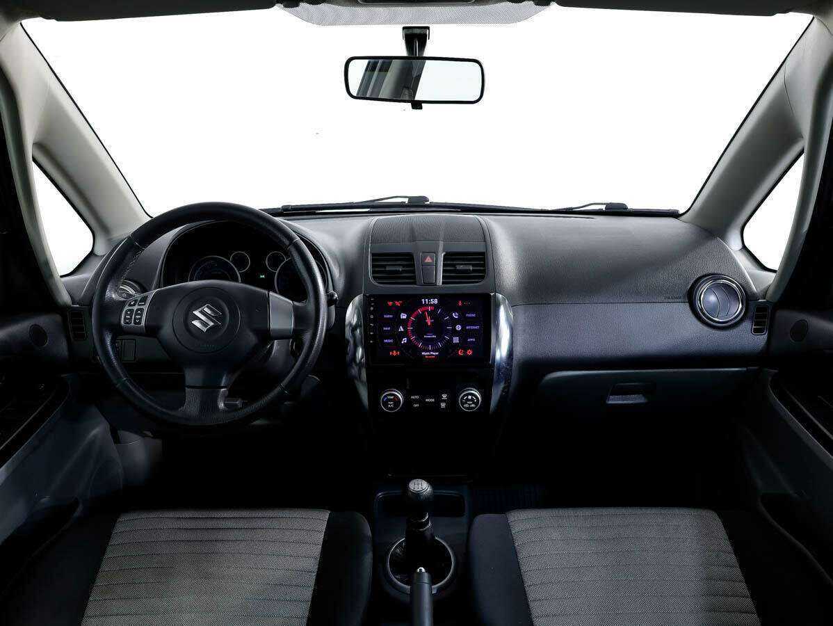 Suzuki SX4 с пробегом — 2011 год. Фото: #7