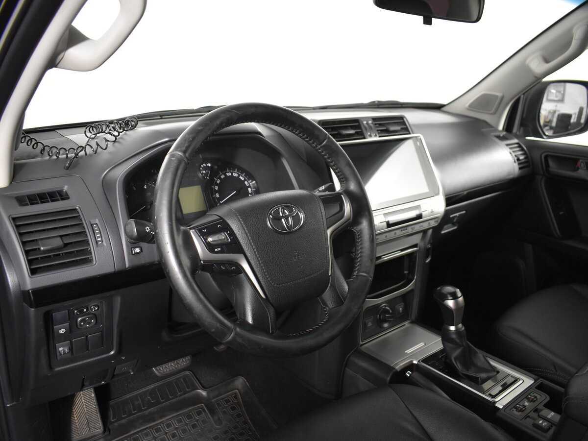 Toyota Land Cruiser Prado с пробегом — 2018 год. Фото: #8