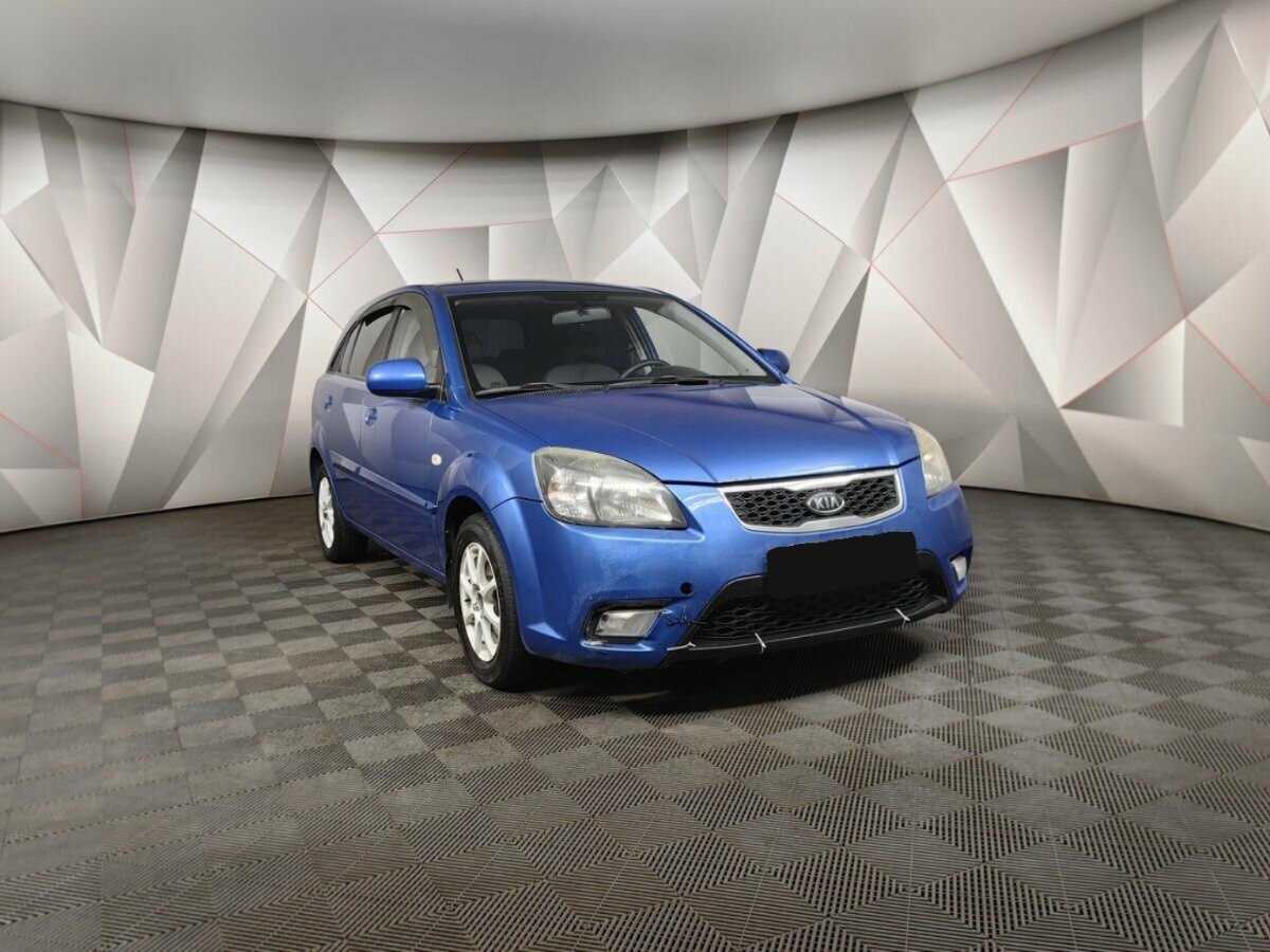 Kia Rio с пробегом — 2010 год. Фото: #2