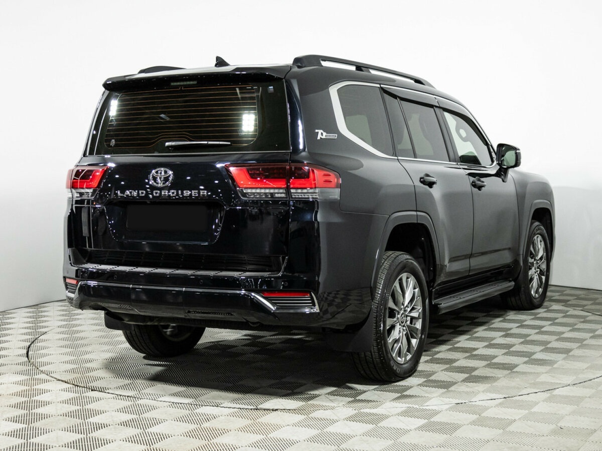 Toyota Land Cruiser с пробегом — 2021 год. Фото: #3