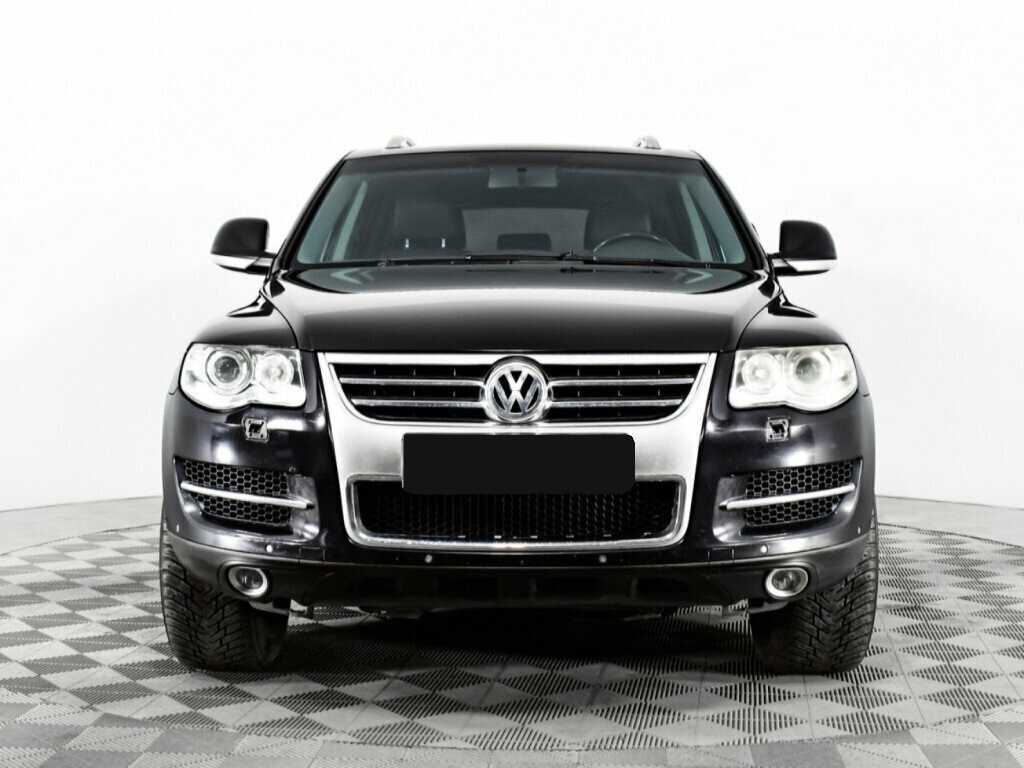 Volkswagen Touareg с пробегом — 2007 год. Фото: #1