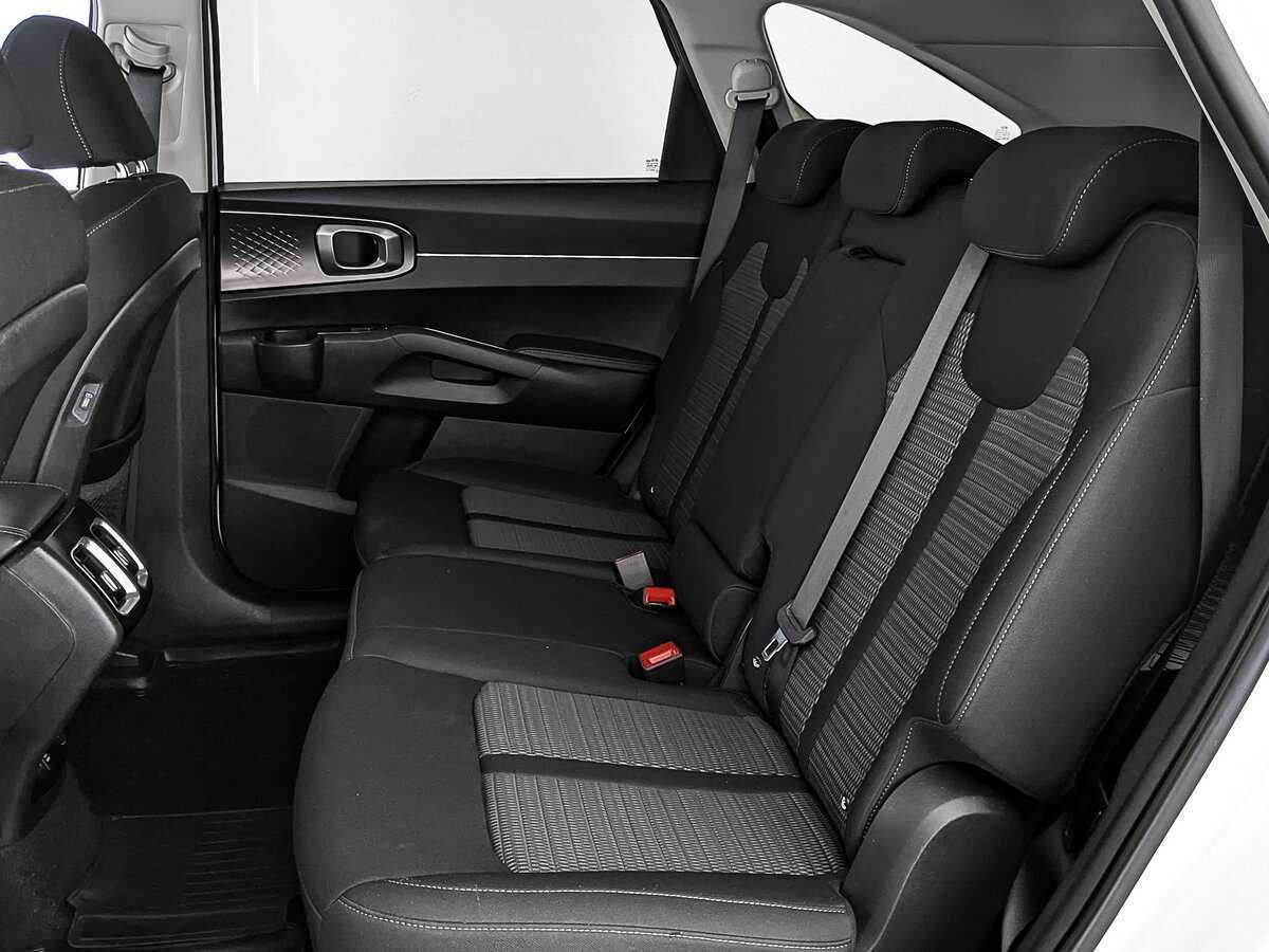 Kia Sorento с пробегом — 2021 год. Фото: #17