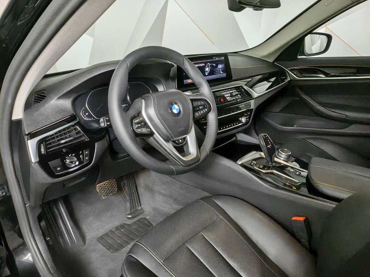 BMW 5 серии с пробегом — 2020 год. Фото: #13