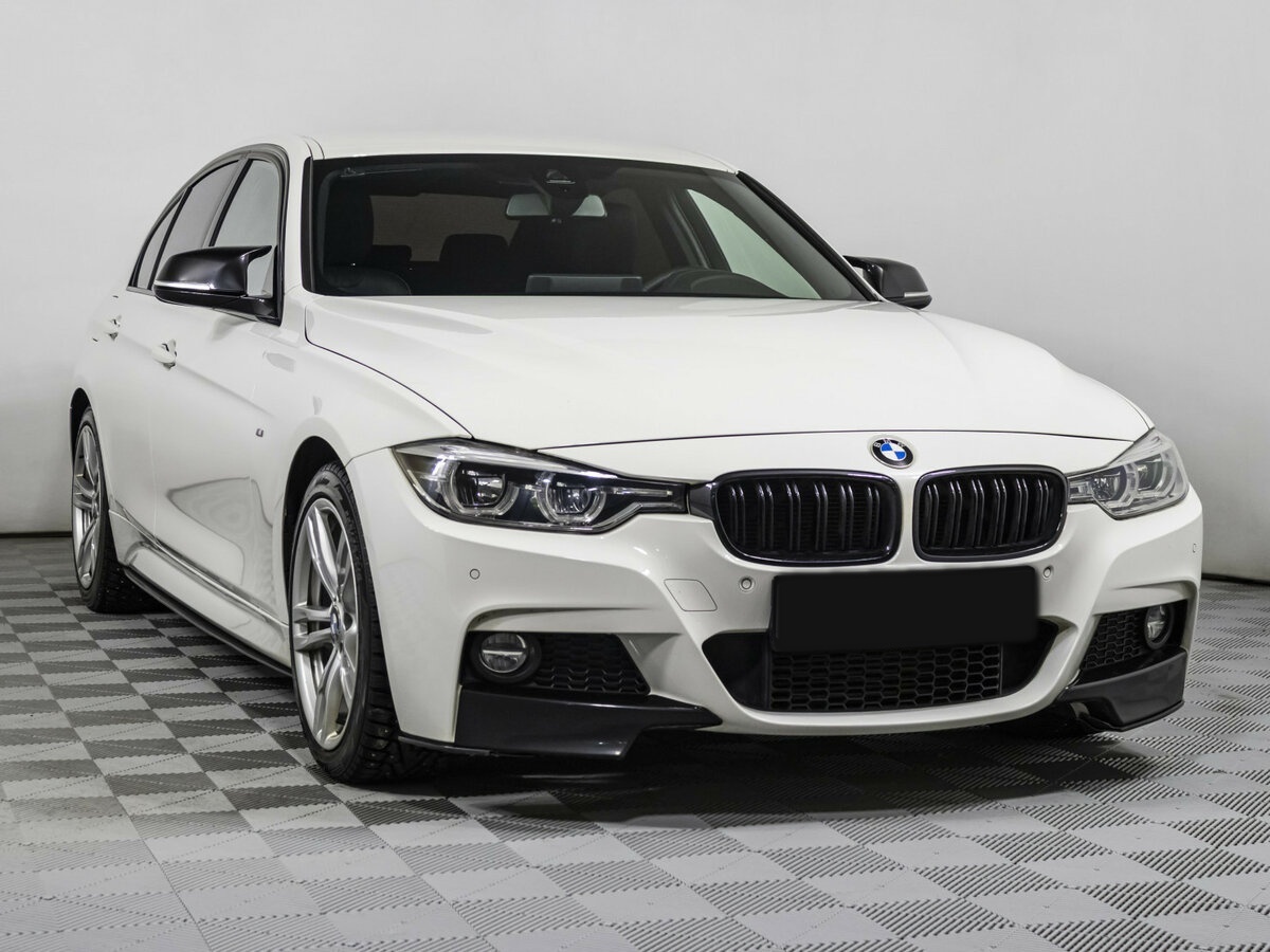 BMW 3 серии с пробегом — 2018 год. Фото: #2