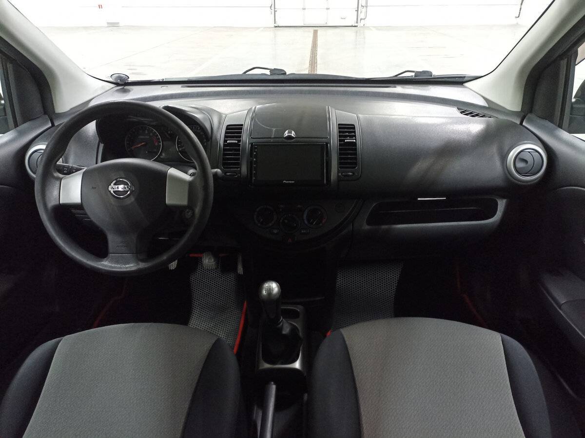 Nissan Note с пробегом — 2010 год. Фото: #13