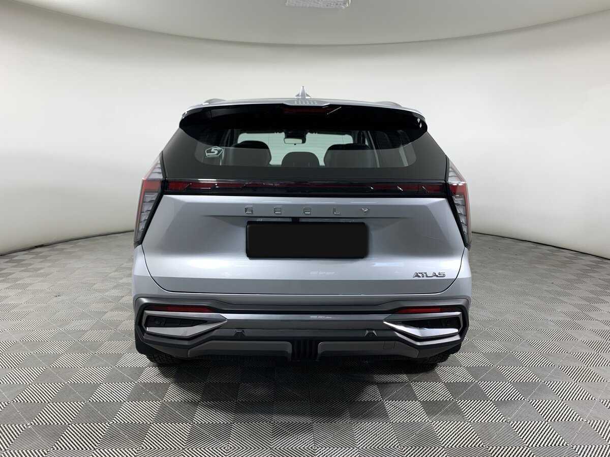 Geely Atlas с пробегом — 2023 год. Фото: #5