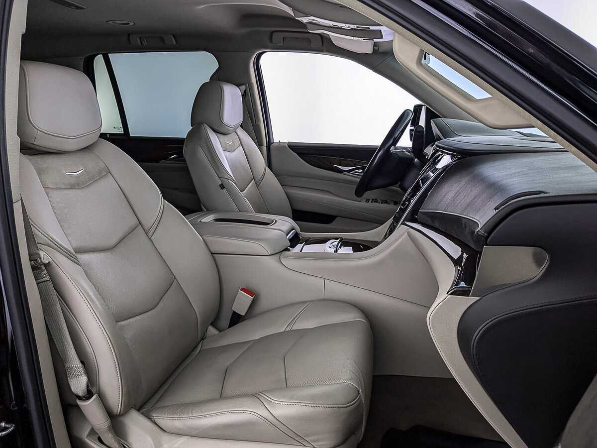 Cadillac Escalade с пробегом — 2018 год. Фото: #23