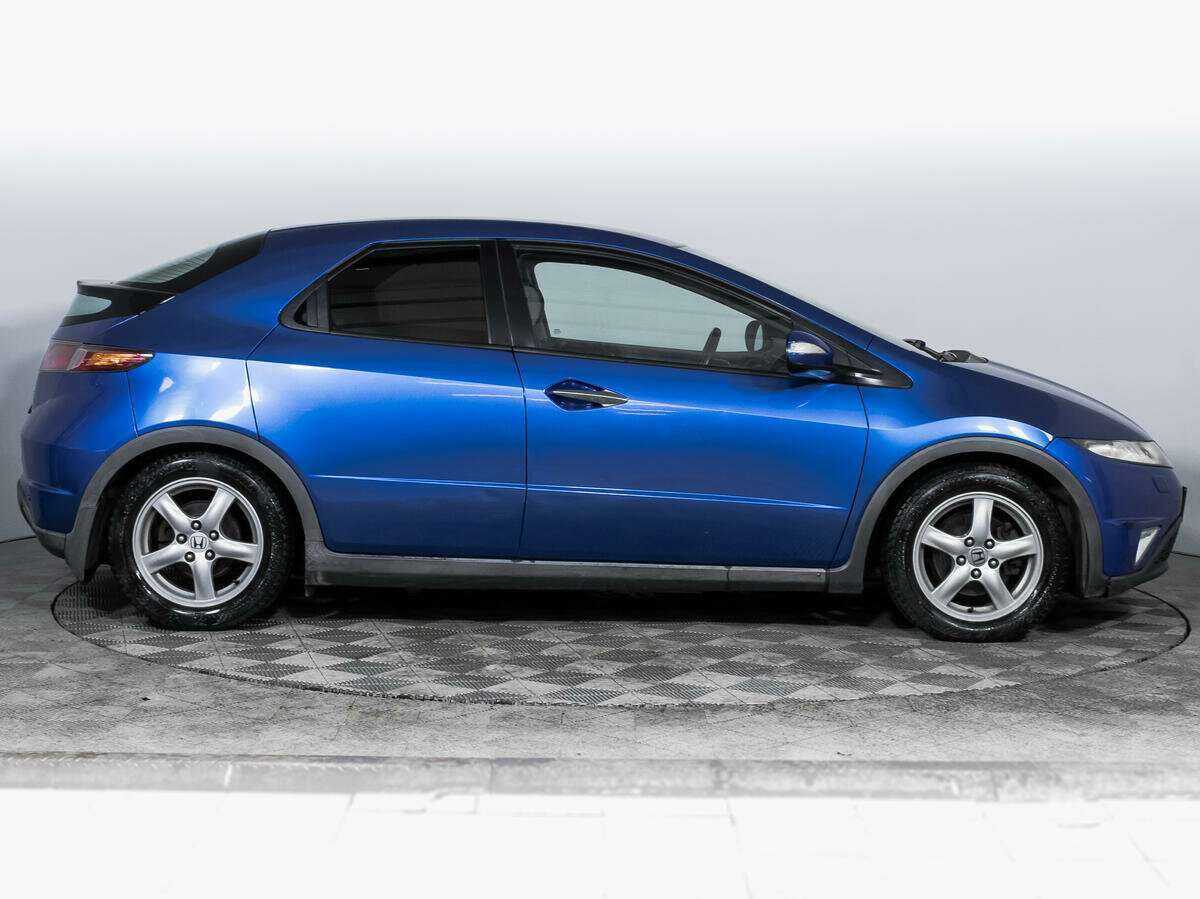 Honda Civic с пробегом — 2006 год. Фото: #3