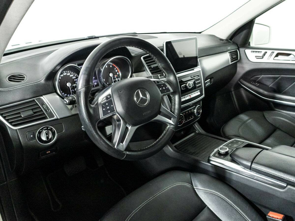 Mercedes-Benz GL-Класс с пробегом — 2014 год. Фото: #10