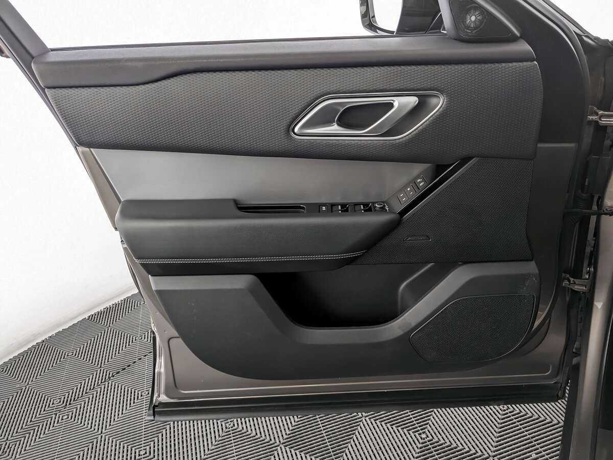 Land Rover Range Rover Velar с пробегом — 2019 год. Фото: #12
