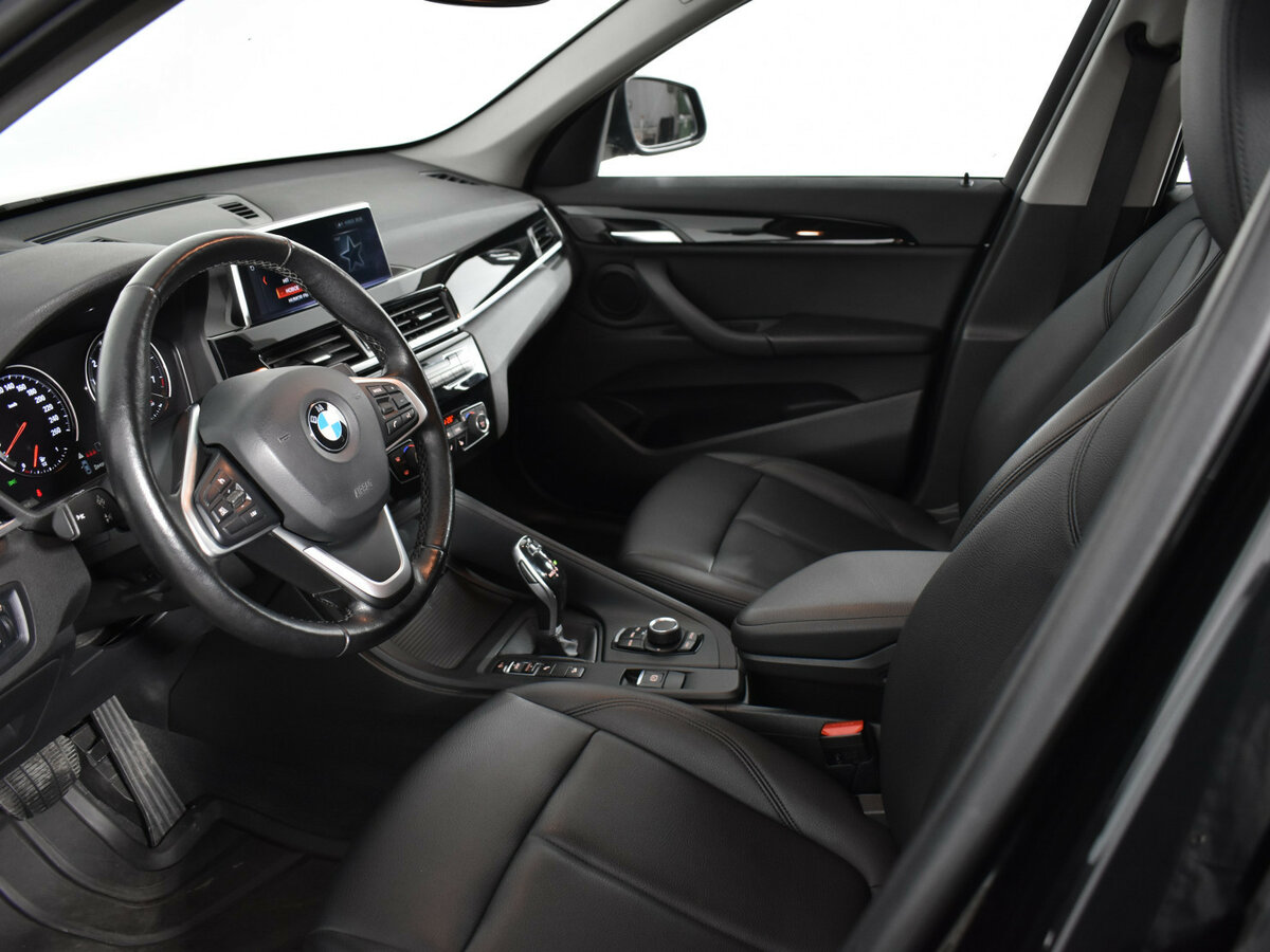 BMW X1 с пробегом — 2021 год. Фото: #8