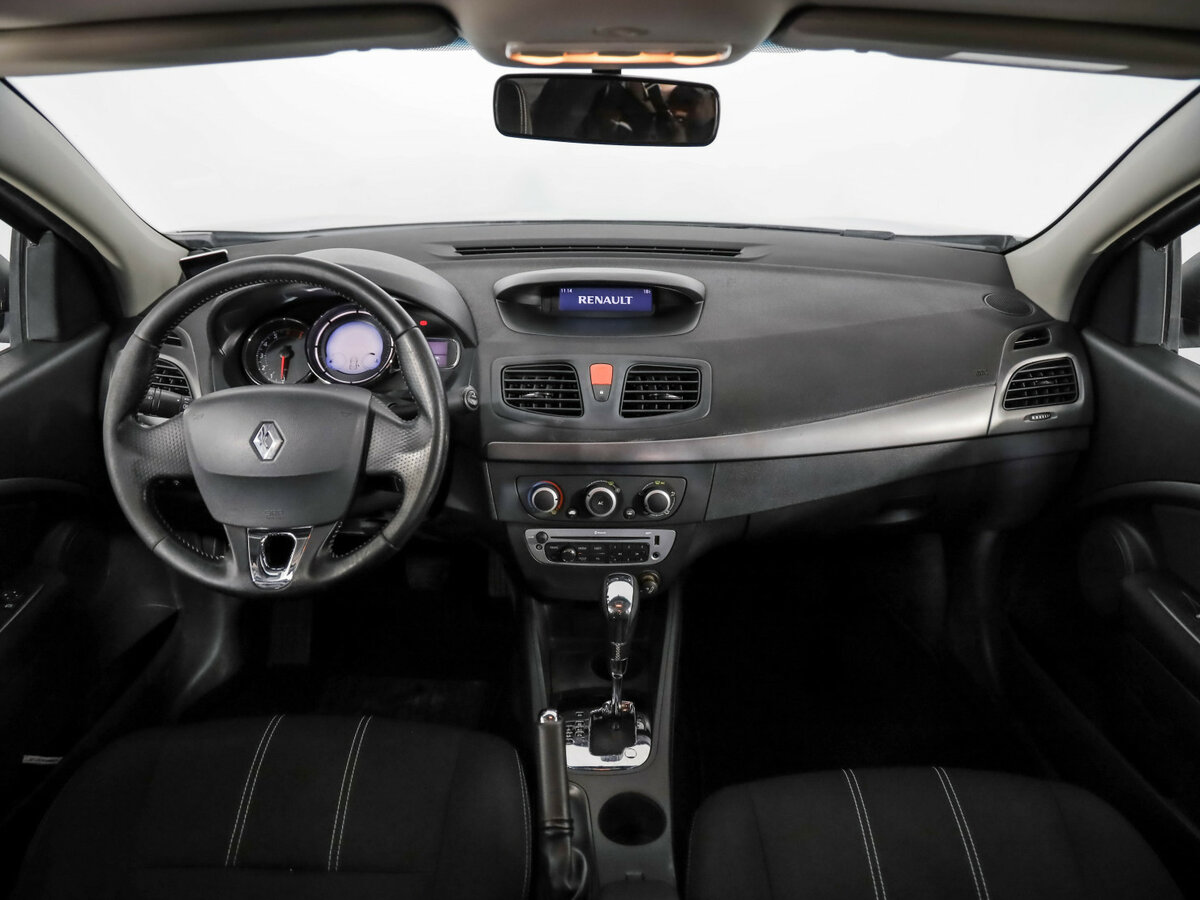 Renault Fluence с пробегом — 2014 год. Фото: #6