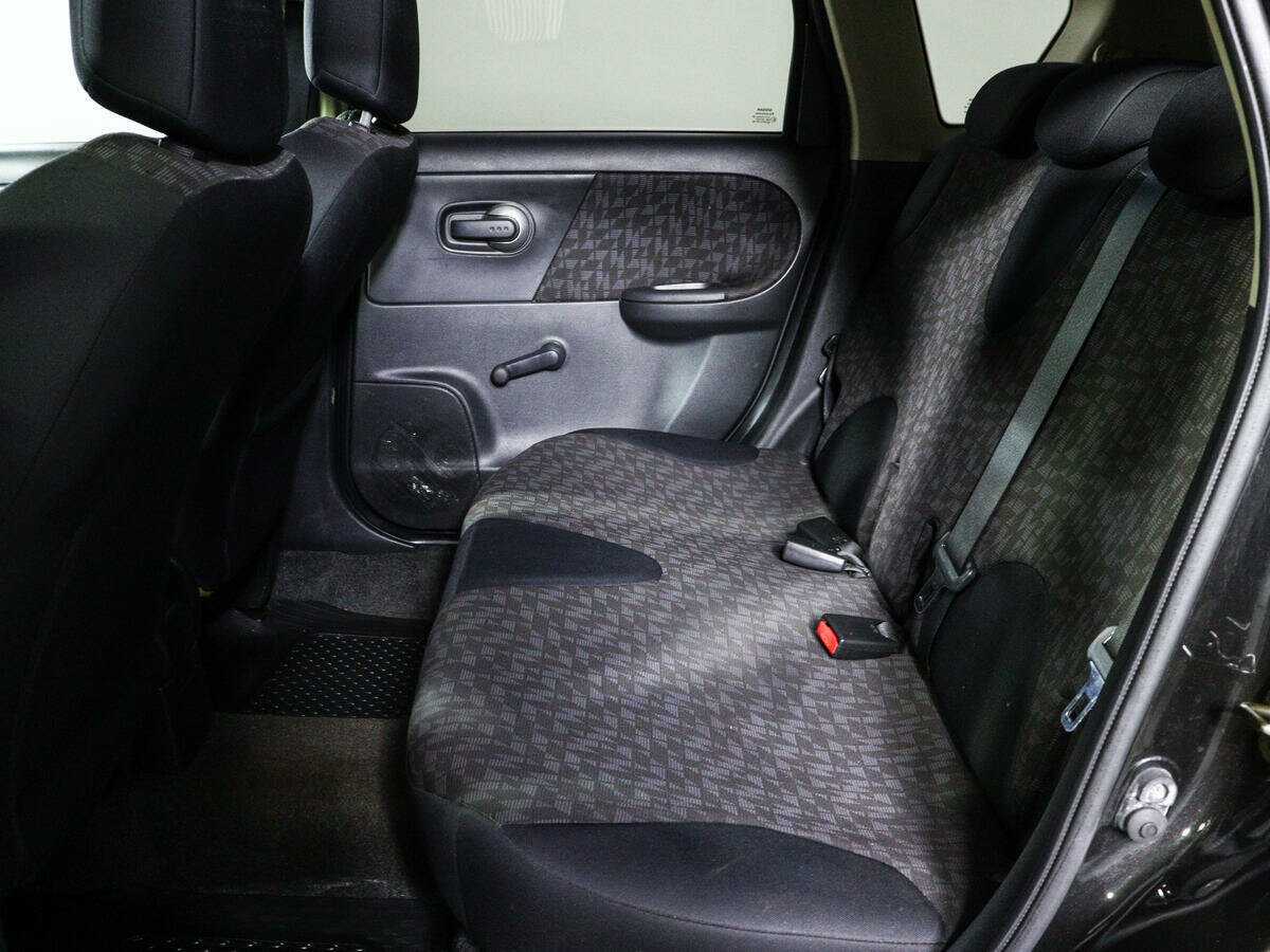 Nissan Note с пробегом — 2007 год. Фото: #7